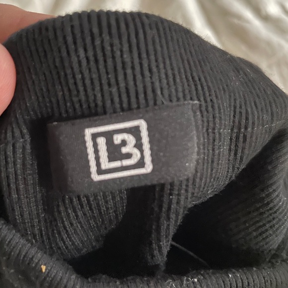 L3 mini black skirt with black ruffle on bottom - Picture 4 of 5